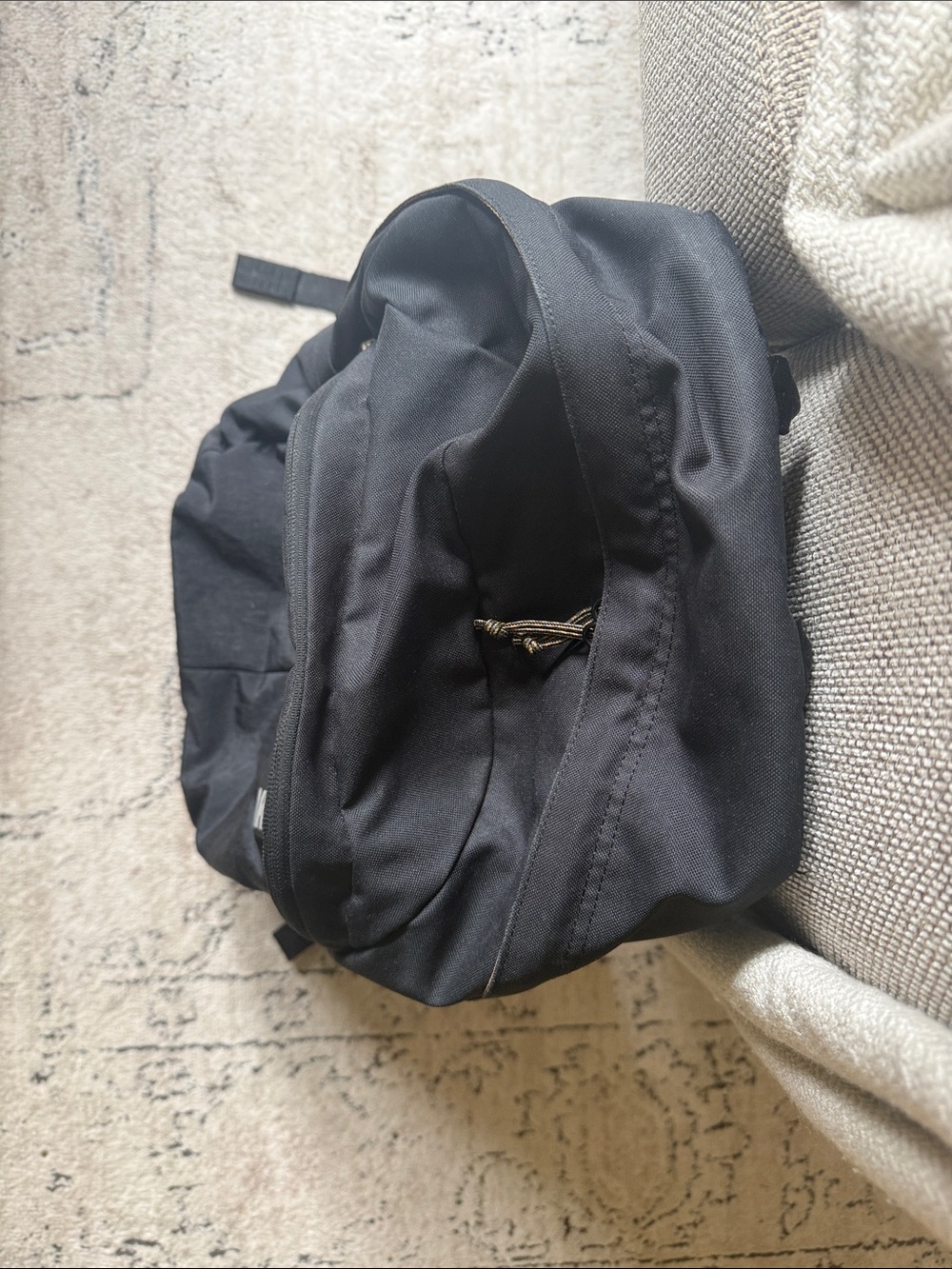 {Thule} Backpack - Picture 8 of 11